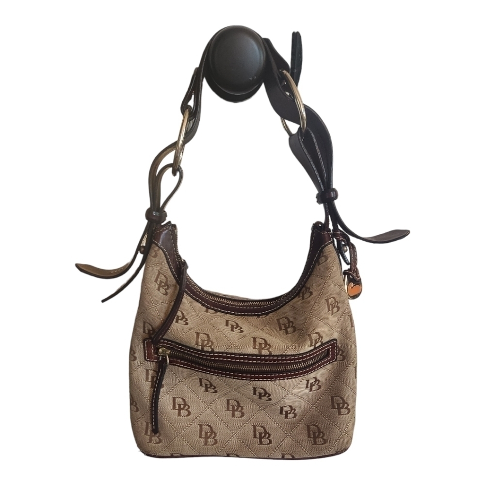 Vintage Dooney &Bourke tan canvas signature shoulder bag
